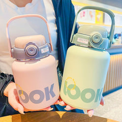Cute And Convenient Large-capacity Cup With A Pop-top Straw