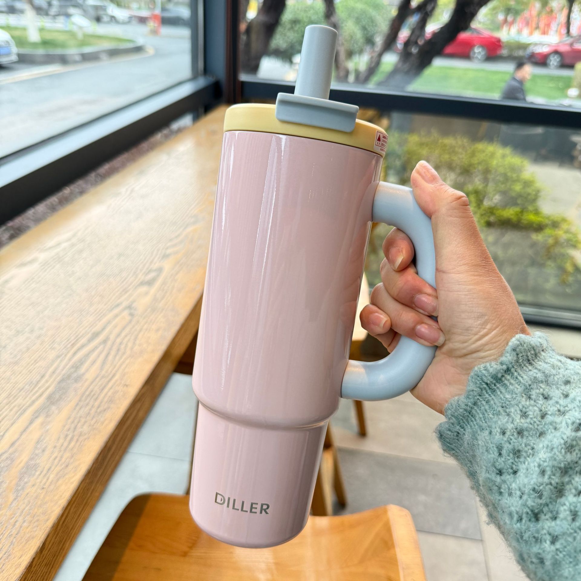 Large-capacity Ceramic And 316 Stainless Steel Insulated Mug With Handle And Straw