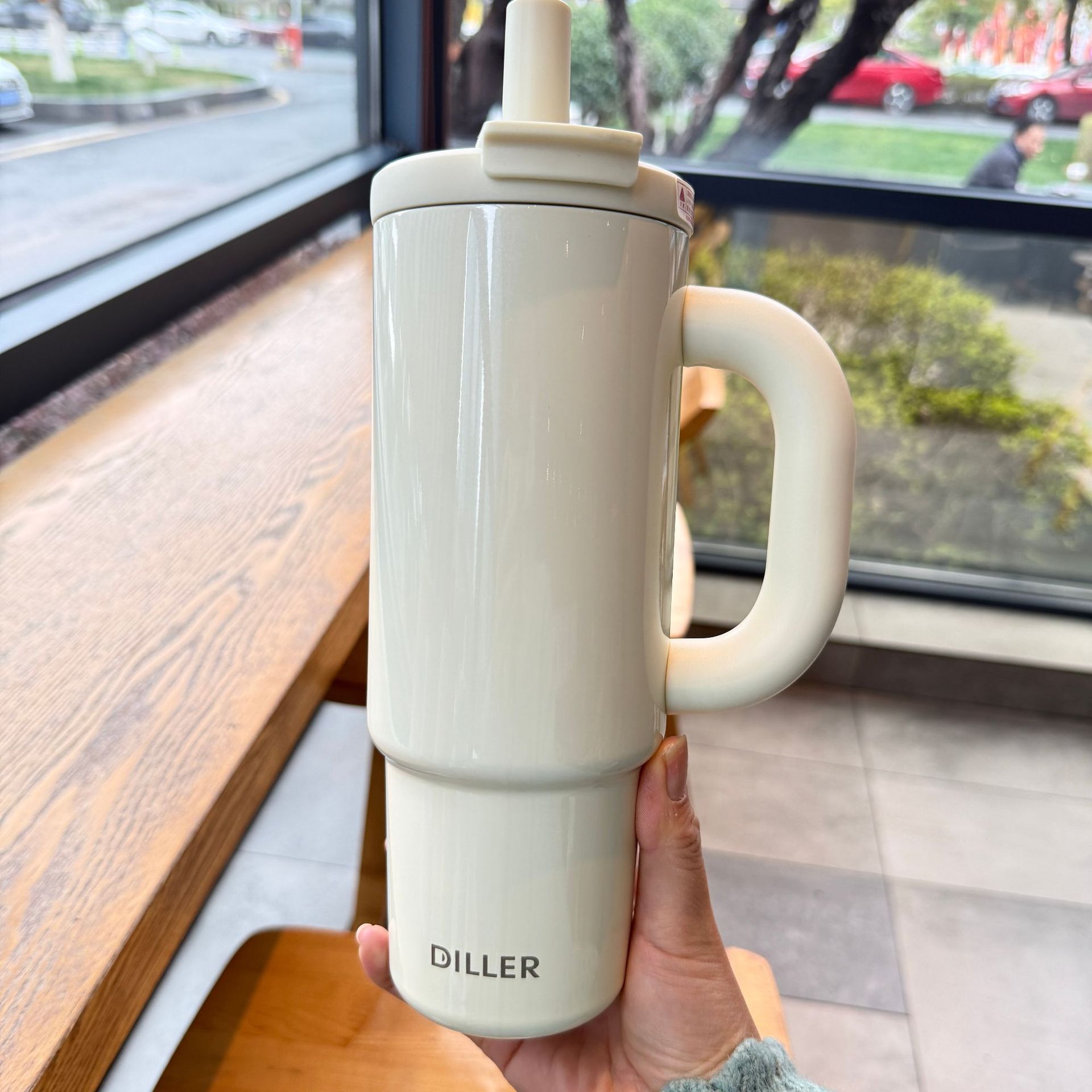 Large-capacity Ceramic And 316 Stainless Steel Insulated Mug With Handle And Straw