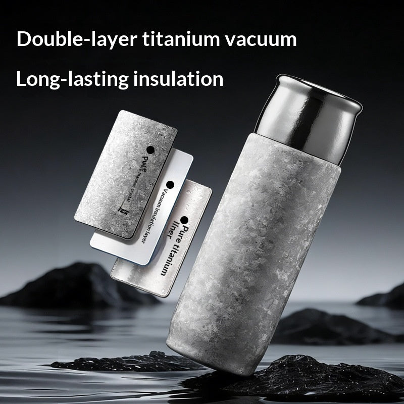 Magnetic-Attachment Lid Double-Walled Titanium Insulated Water Bottle