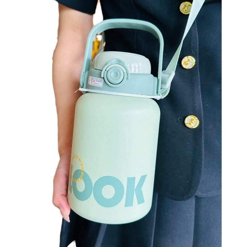 Cute And Convenient Large-capacity Cup With A Pop-top Straw