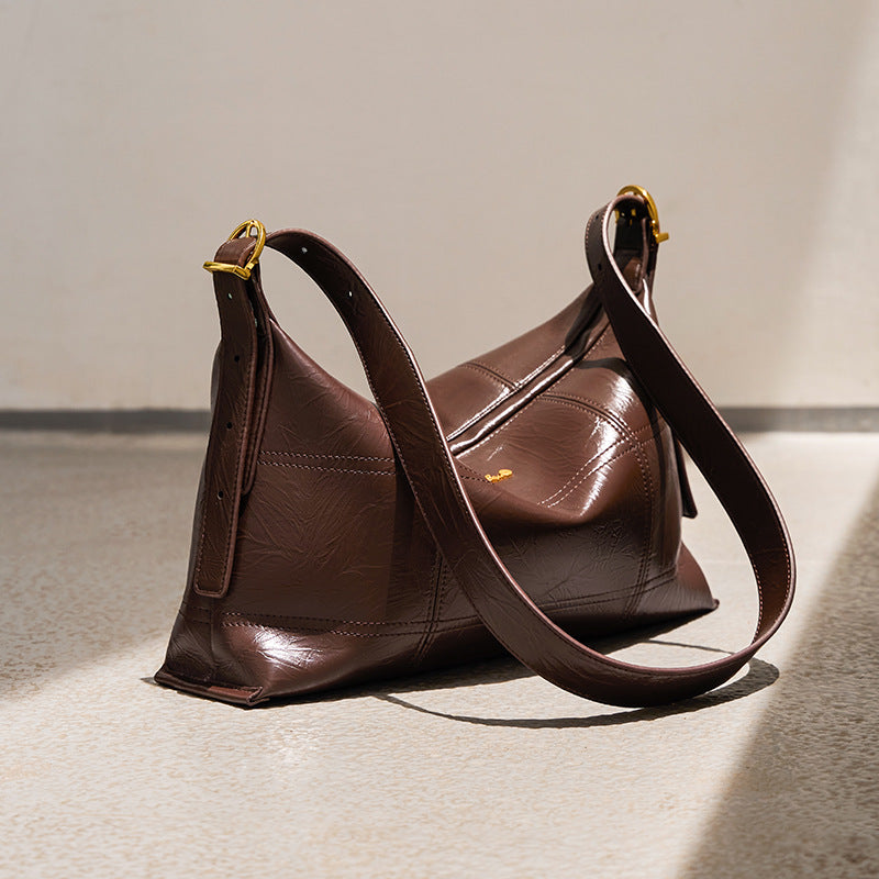 Versatile Capacity Underarm Tote - Soft Surface Crossbody Shoulder Bag for Commuters