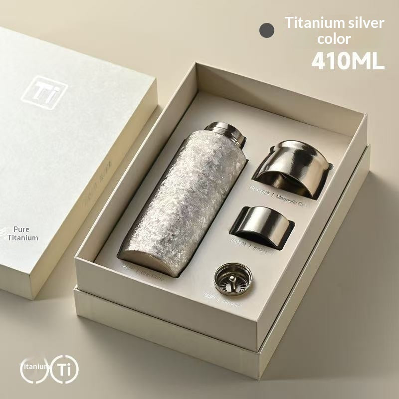 Magnetic-Attachment Lid Double-Walled Titanium Insulated Water Bottle