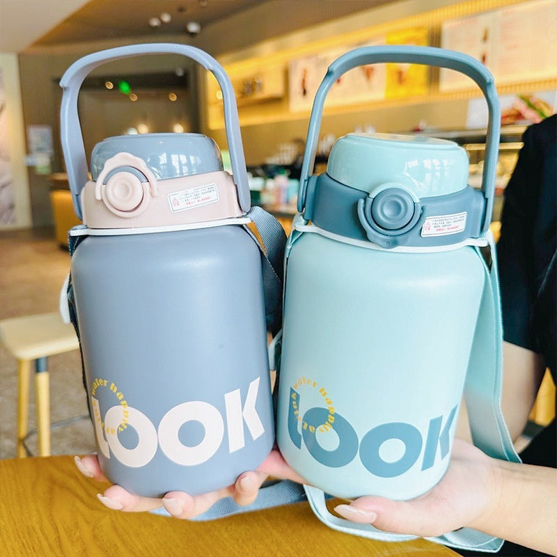 Cute And Convenient Large-capacity Cup With A Pop-top Straw