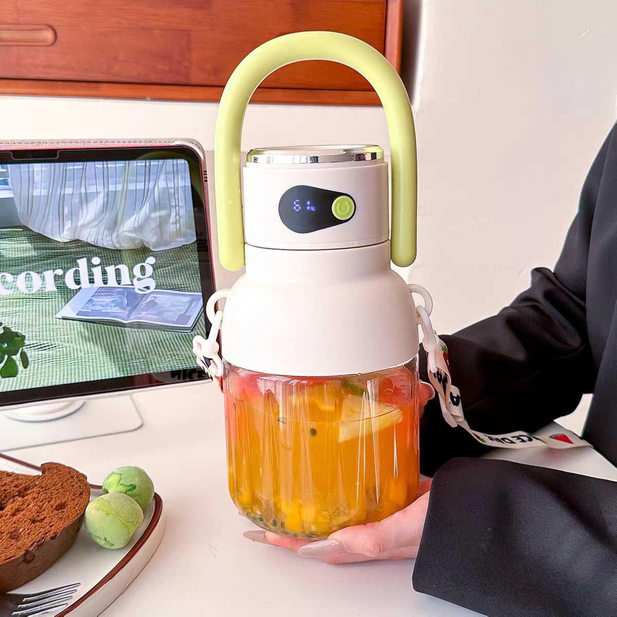 Wireless Mini Electric Portable Water Cup