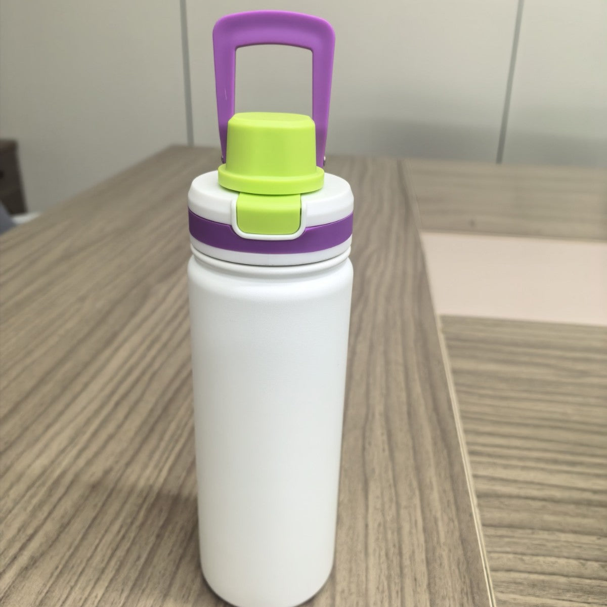 Stainless Steel Direct-Drinking Lid Large-Capacity Insulated Bottle